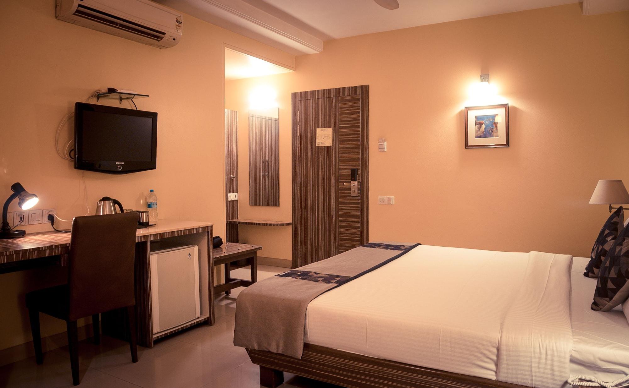 กปิลา บิสซิเนส โฮเต็ล Hotel ปูเน่ ภายนอก รูปภาพ