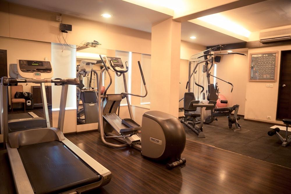 กปิลา บิสซิเนส โฮเต็ล Hotel ปูเน่ ภายนอก รูปภาพ