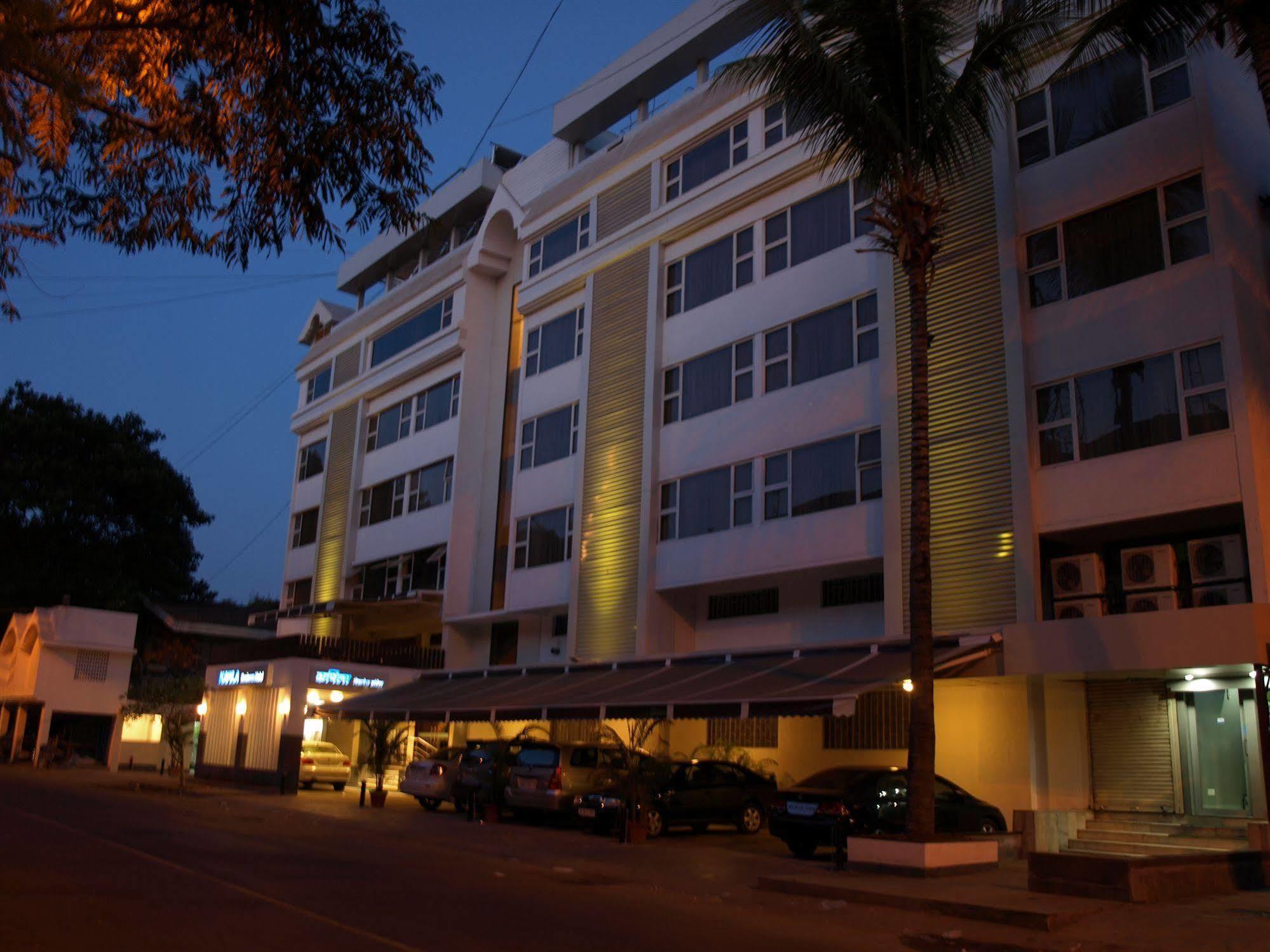 กปิลา บิสซิเนส โฮเต็ล Hotel ปูเน่ ภายนอก รูปภาพ